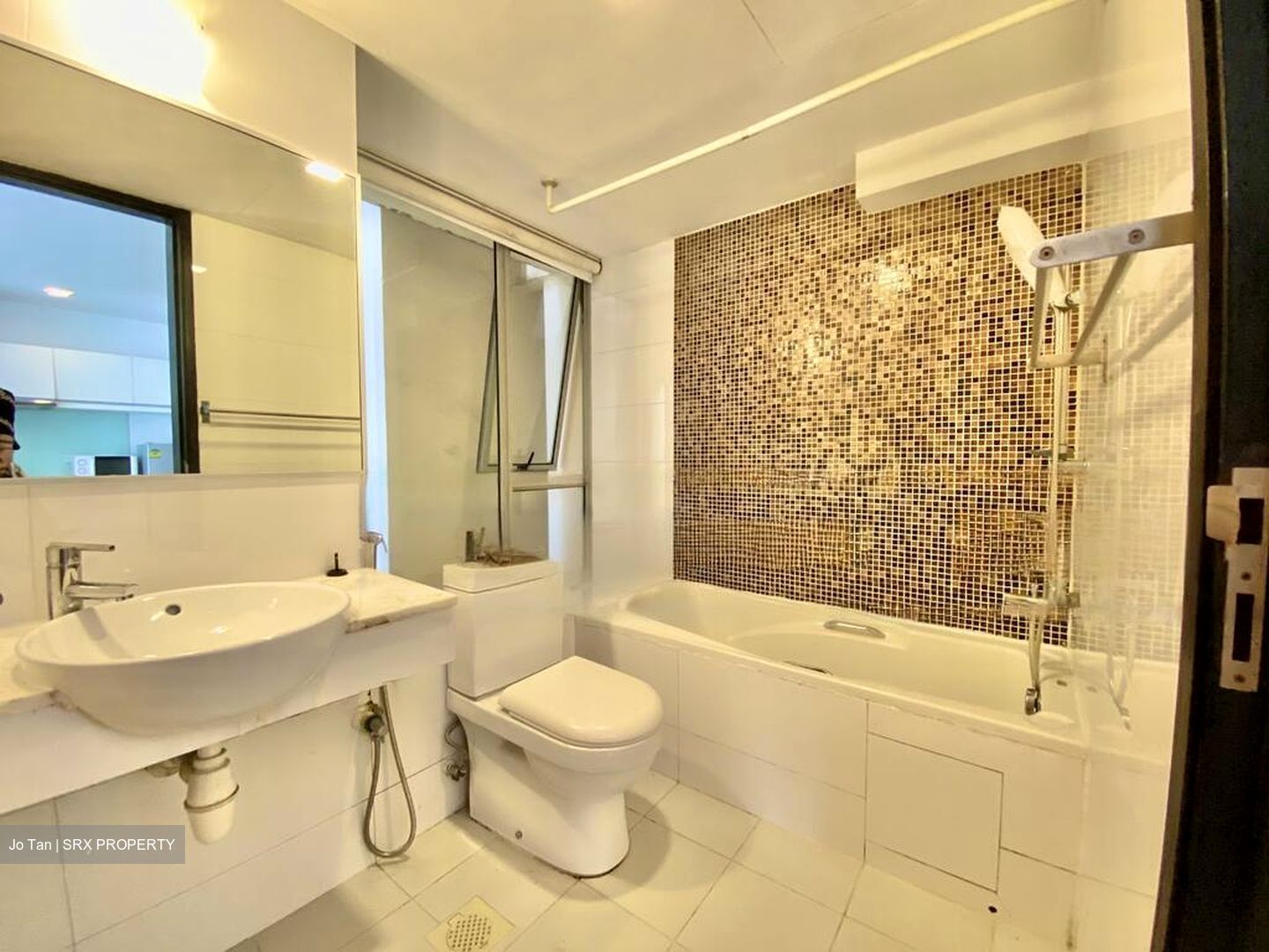 Niven Suites (D9), Condominium #460648531